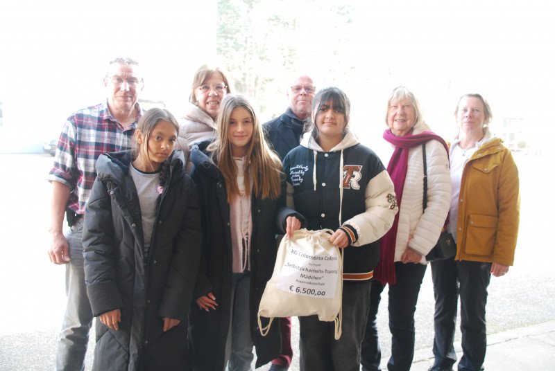 KG Colombina Colonia spendete 6.500 € für das Projekt „Selbstsicherheitstraining für Mädchen“